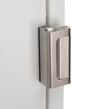Image Of Security Door Guard -  Heavy Duty - Satin Nickel Finish - Harney Hardware